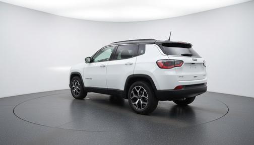 Bright White Clearcoat 2025 Jeep Compass Limited