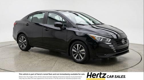 Super Black 2025 Nissan Versa 1.6 SV