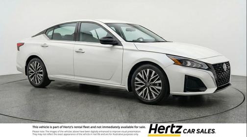 Glacier White 2025 Nissan Altima SV FWD