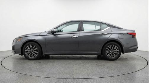 Gun Metallic 2025 Nissan Altima SV FWD
