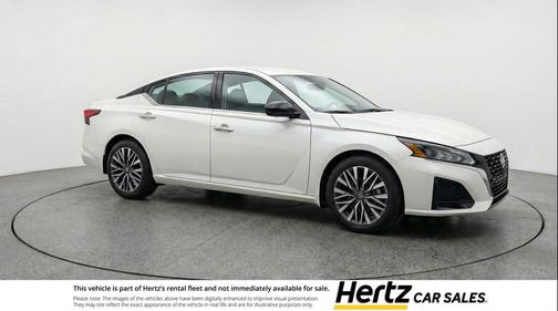 Glacier White 2025 Nissan Altima SV FWD