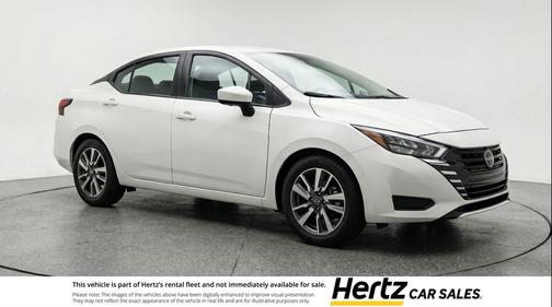 Aspen White Tricoat 2025 Nissan Versa 1.6 SV