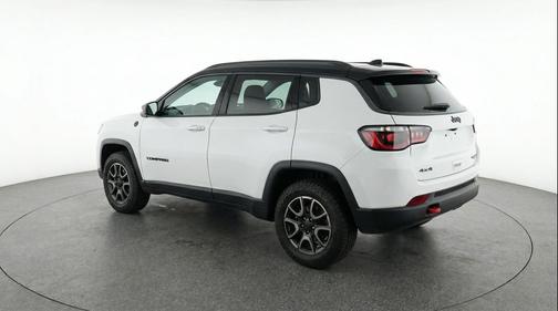 Bright White Clearcoat 2025 Jeep Compass Trailhawk
