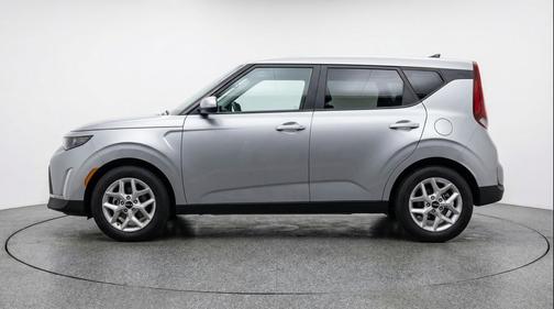 Steel Gray 2025 Kia Soul LX