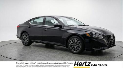 Super Black 2025 Nissan Altima SV FWD