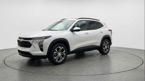 Summit White 2025 Chevrolet Trailblazer LT