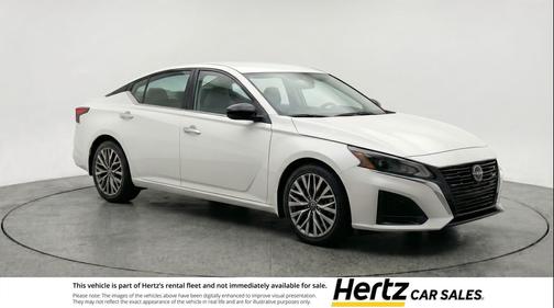 Glacier White 2025 Nissan Altima SV FWD