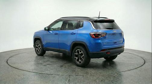 Hydro Blue Pearlcoat 2025 Jeep Compass Trailhawk