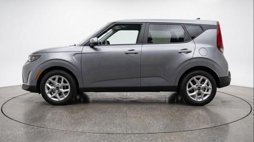 Gravity Gray 2025 Kia Soul LX