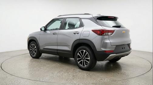 Sterling Gray Metallic 2025 Chevrolet Trailblazer LT