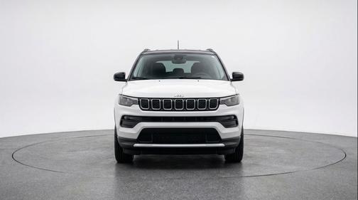 Bright White Clearcoat 2025 Jeep Compass Limited