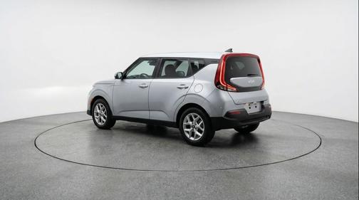 Steel Gray 2025 Kia Soul LX