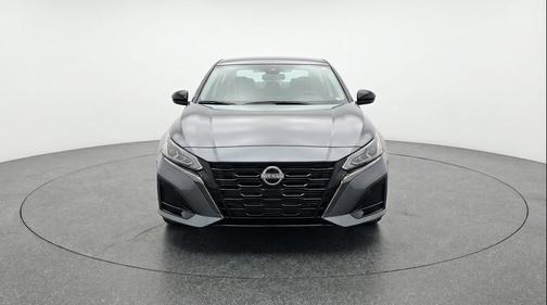 Gun Metallic 2025 Nissan Altima SV FWD