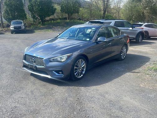 Graphite Shadow 2018 INFINITI Q50 3.0t LUXE