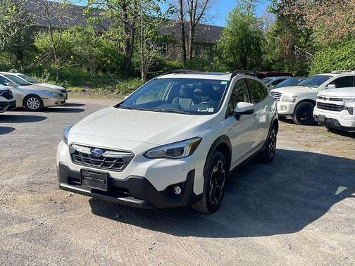 Crystal White Pearl 2023 Subaru Crosstrek Limited