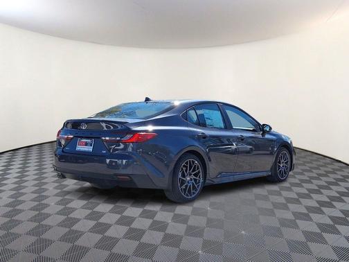 08z3 2026 Toyota Camry SE