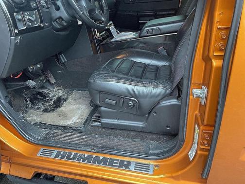 2006 Hummer H2 Base