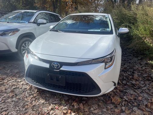 2022 Toyota Corolla Hybrid LE