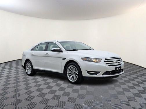 White Platinum Metallic Tri-Coat 2014 Ford Taurus Limited