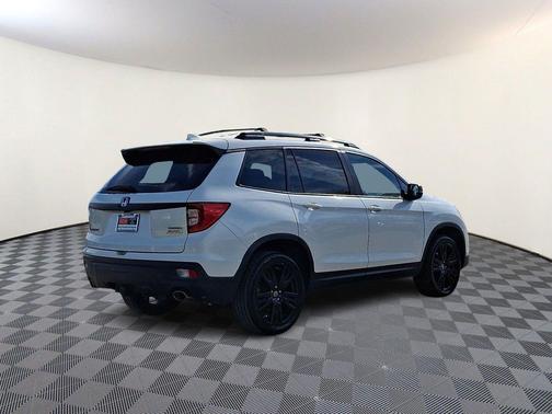 White Diamond Pearl 2019 Honda Passport Touring