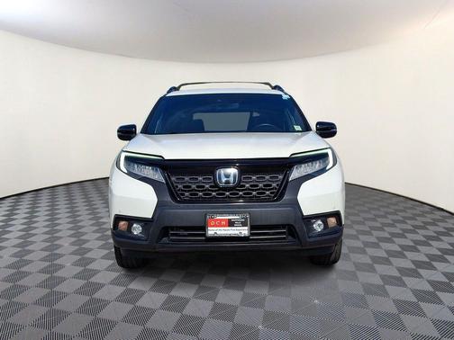 White Diamond Pearl 2019 Honda Passport Touring