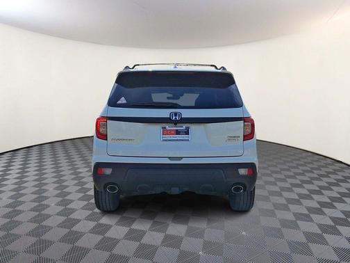 White Diamond Pearl 2019 Honda Passport Touring