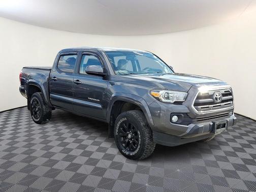 2016 Toyota Tacoma SR5