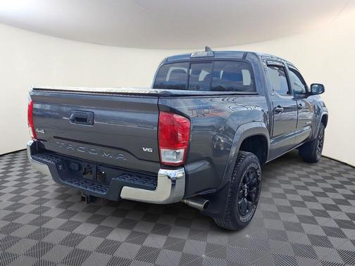 2016 Toyota Tacoma SR5