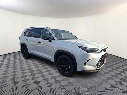 2026 Toyota Highlander Hybrid Base