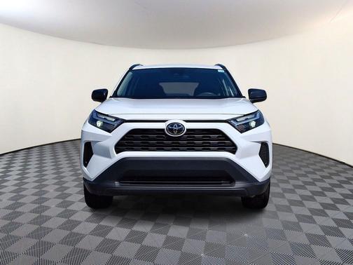 Ice 2025 Toyota RAV4 Hybrid LE