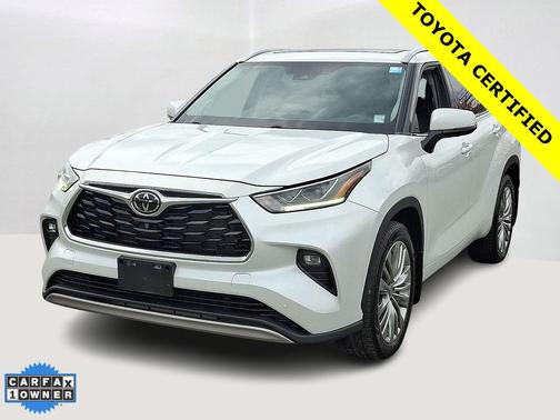 2022 Toyota Highlander Platinum