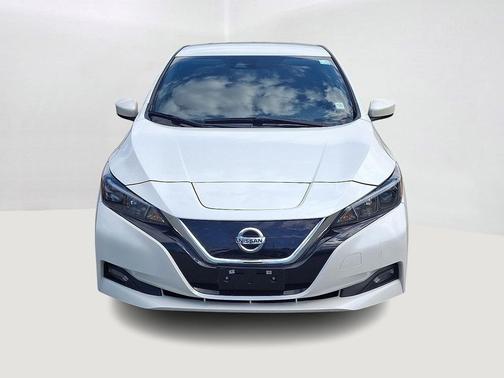 2022 Nissan Leaf SV