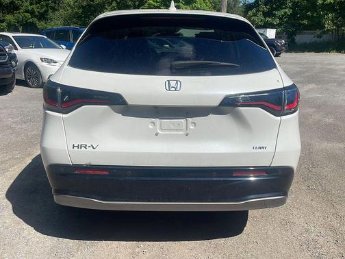 Platinum White Pearl 2023 Honda HR-V EX-L