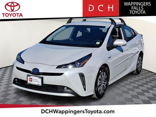 2022 Toyota Prius LE
