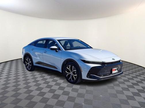 2024 Toyota Crown XLE