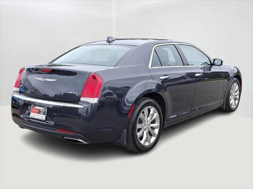 2016 Chrysler 300 S