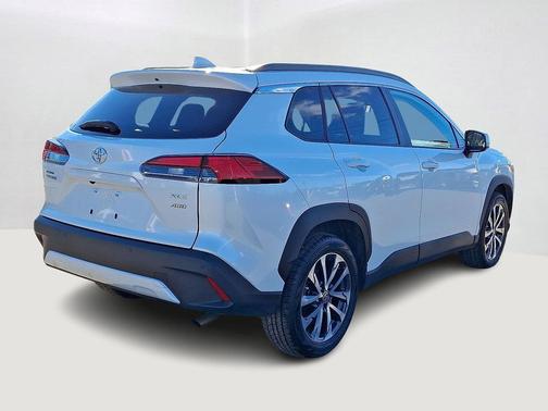 2022 Toyota Corolla Cross XLE