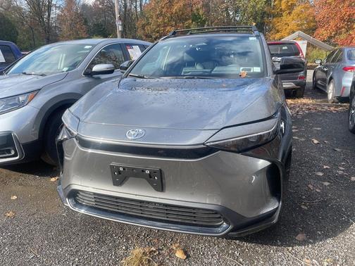 2025 Toyota bZ4X XLE