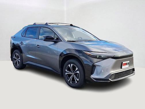 2025 Toyota bZ4X XLE