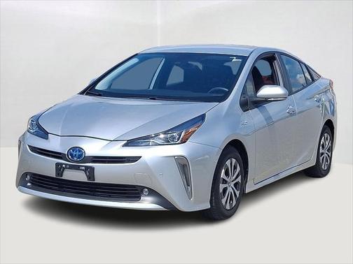 2022 Toyota Prius LE