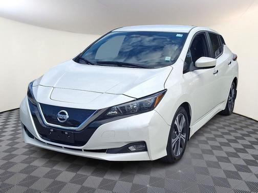 2022 Nissan Leaf SV 40 kWh