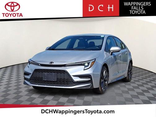 Classic Silver Metallic 2024 Toyota Corolla SE
