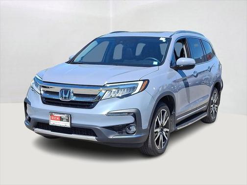 2022 Honda Pilot Touring 8-Passenger