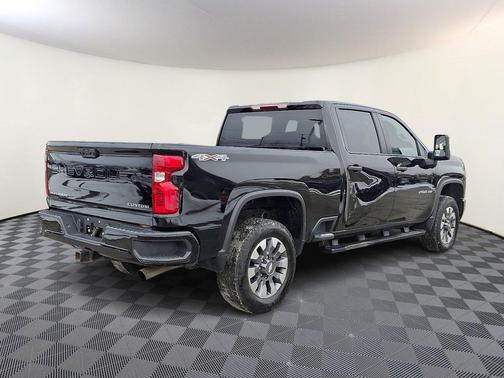 2024 Chevrolet Silverado 2500 Custom