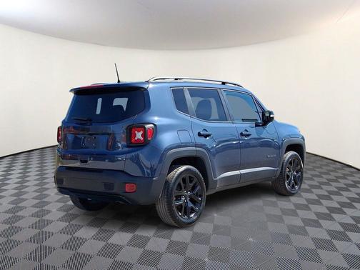 Slate Blue Pearlcoat 2022 Jeep Renegade Altitude