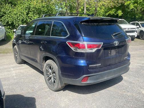 Nautical Blue Metallic 2016 Toyota Highlander XLE