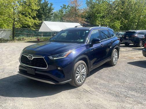 Blueprint 2025 Toyota Highlander Hybrid Platinum