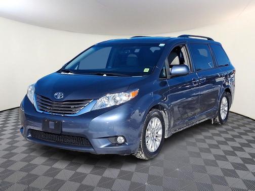 2015 Toyota Sienna XLE Premium