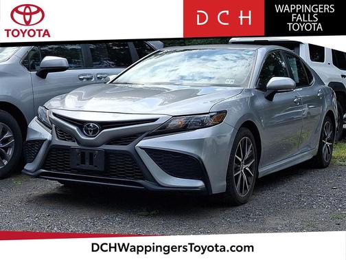 Celestial Silver Metallic 2024 Toyota Camry SE
