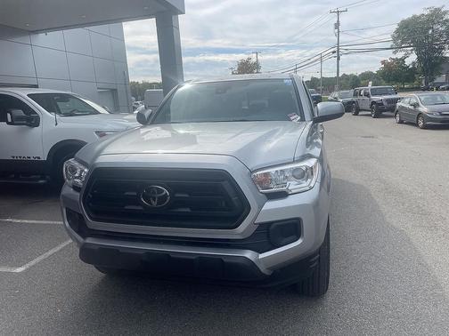 2022 Toyota Tacoma SR